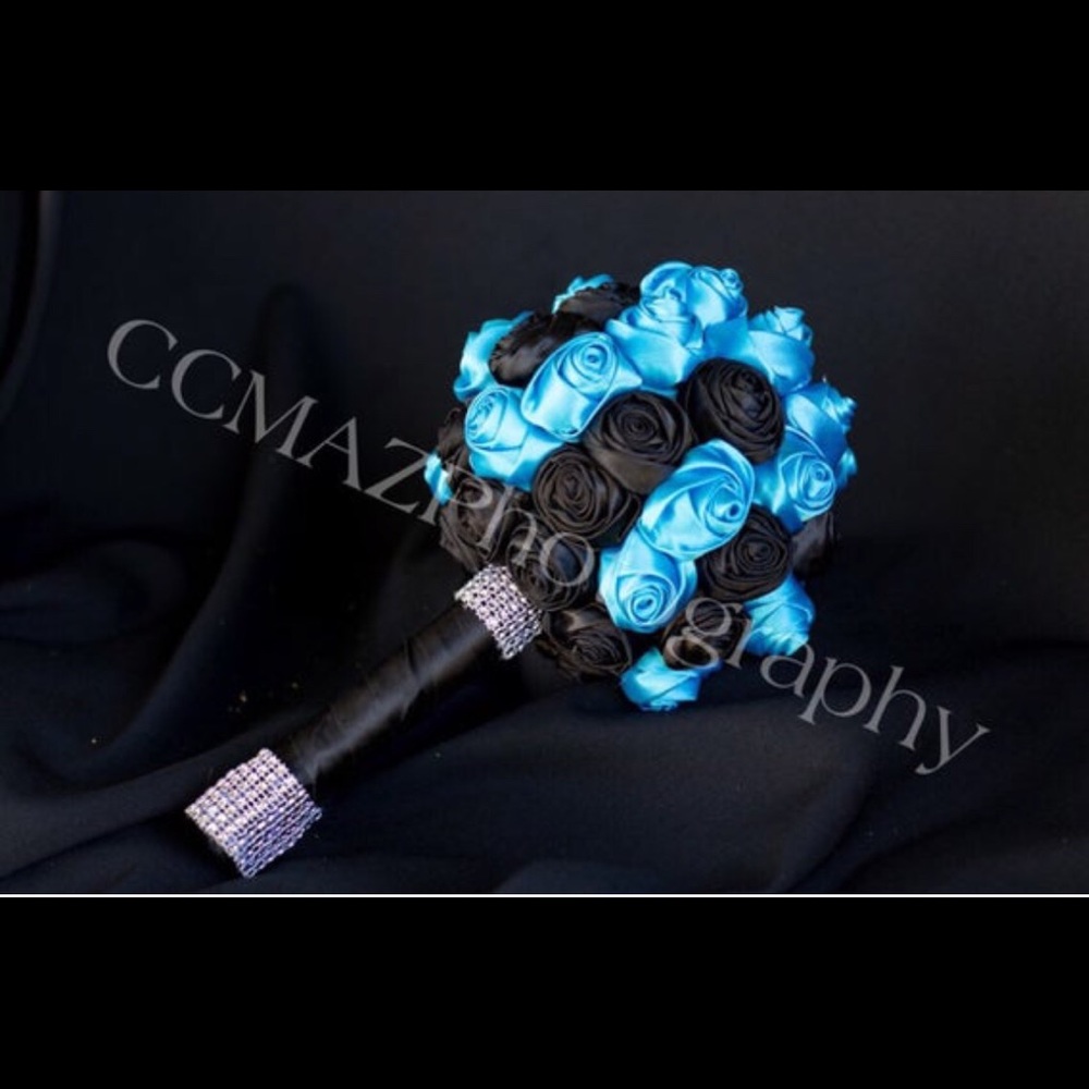 Two Bouquets made of Satin Rolled Roses